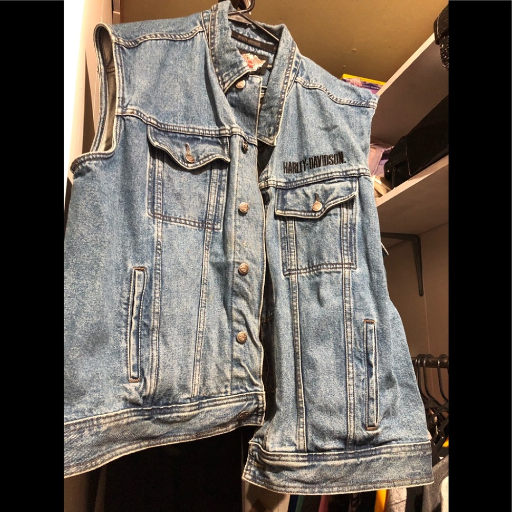 Men Harley Davison’s denim vest